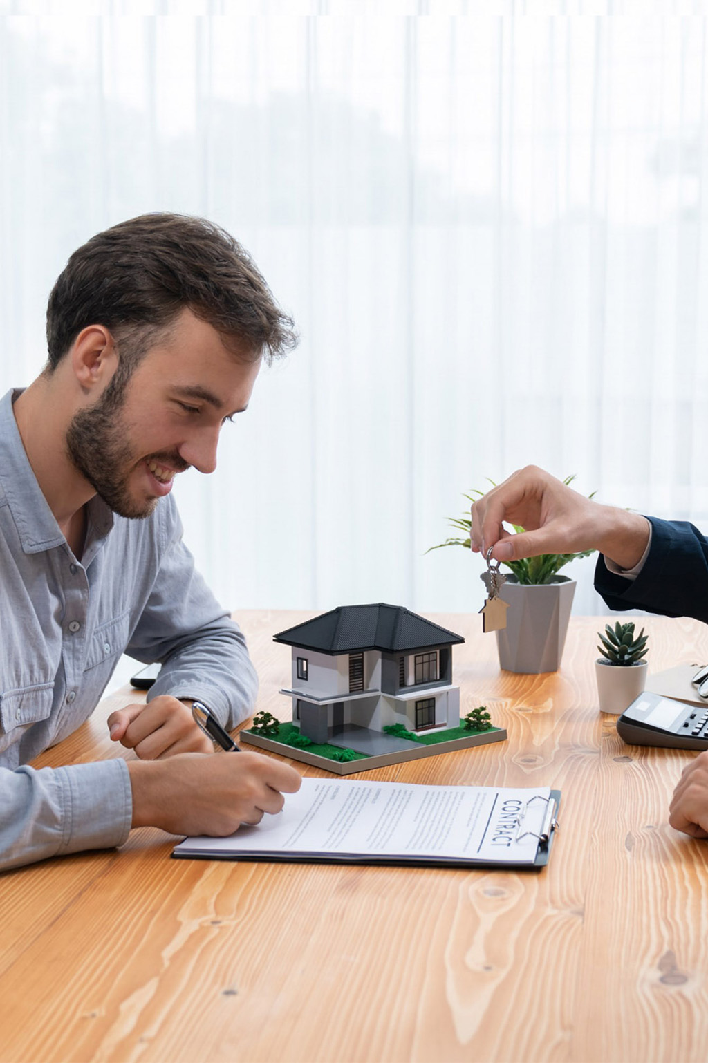 Services_Expert_Consultation_Section_4_1024X1538